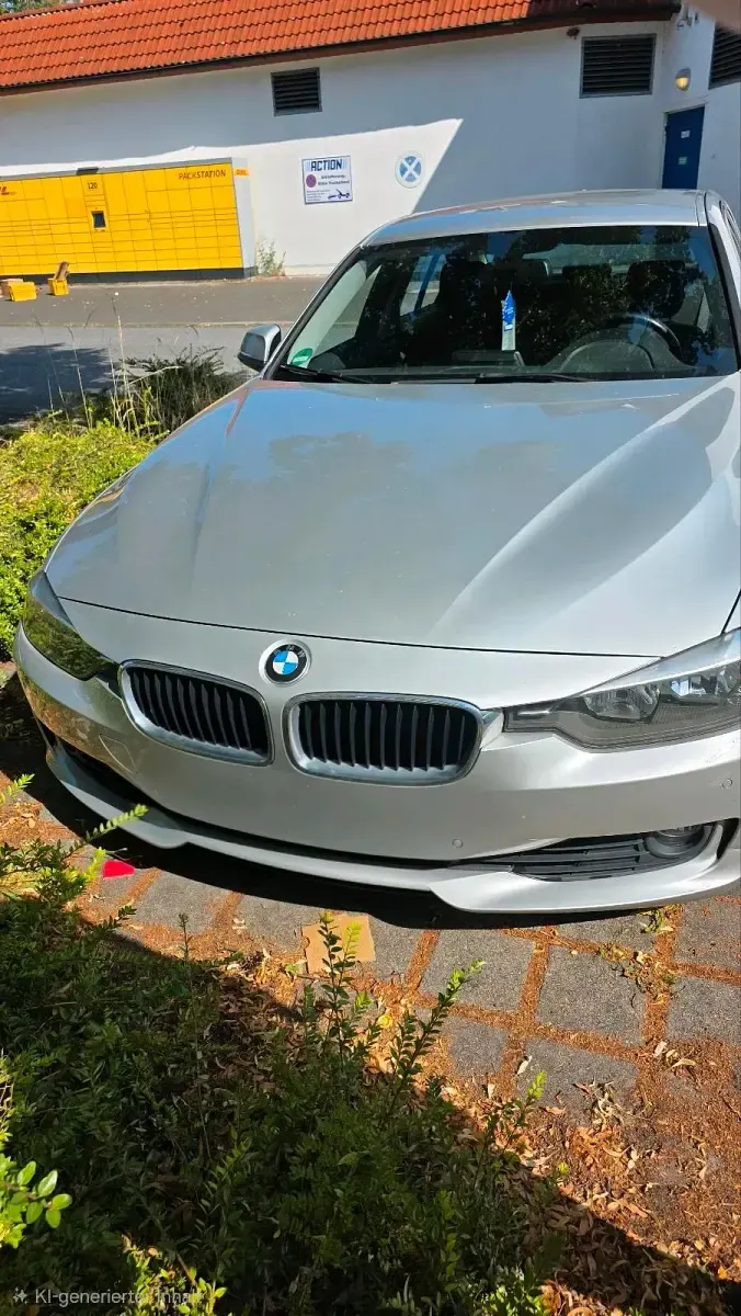 Gebraucht BMW 320 184 PS (135 kW) 2012 Silber Limousine