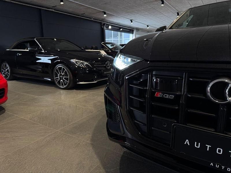 Gebraucht Audi SQ8 Sport 435 PS (319 kW) 2019 Schwarz SUV