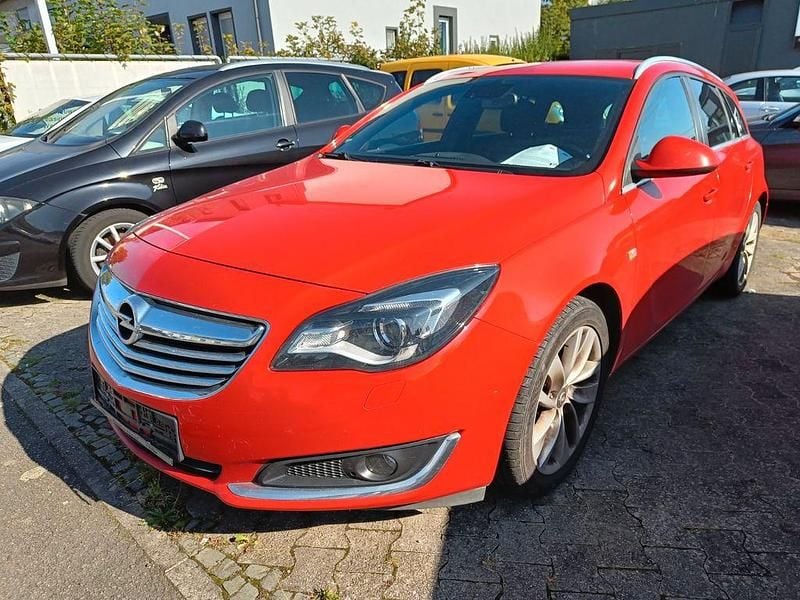 Powerrot/red Gebraucht 2013 Opel Insignia Sport Kombi | 5.900 € (Guter Preis) - Bild 1/4