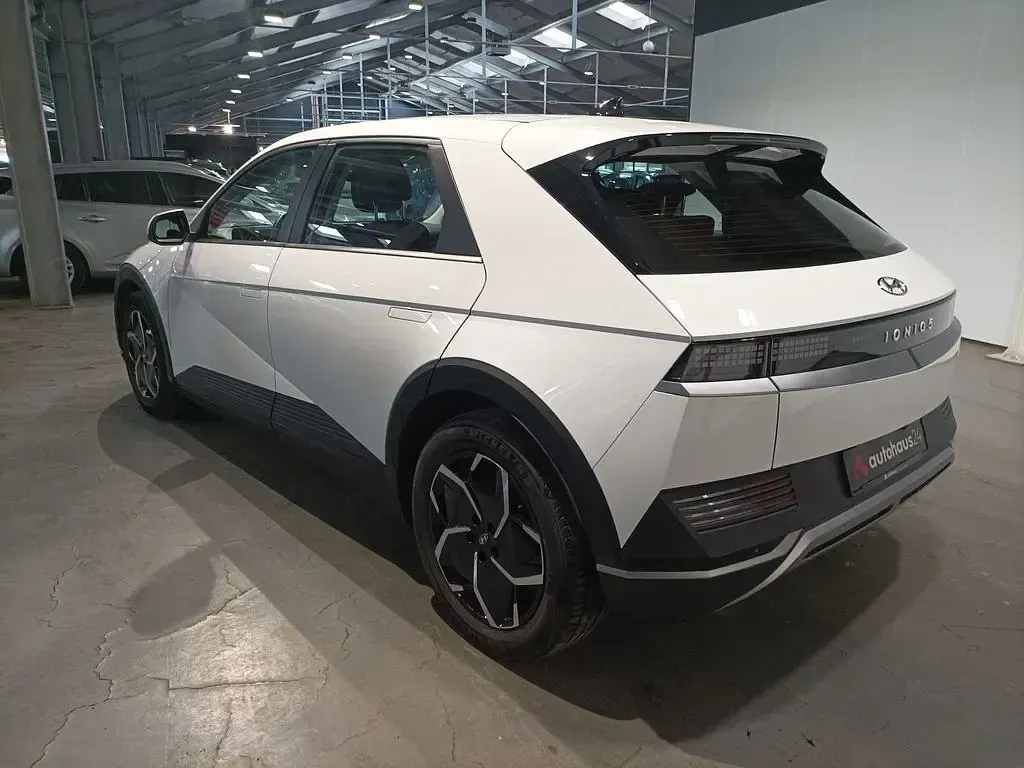 Gebraucht Hyundai Ioniq 160 kW (218 PS) 2022 Weiß Kleinwagen