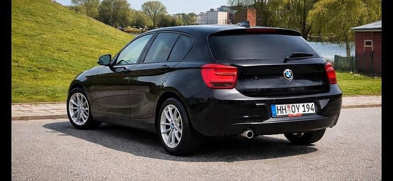 Gebraucht BMW 118 143 PS (105 kW) 2014 Schwarz Kleinwagen