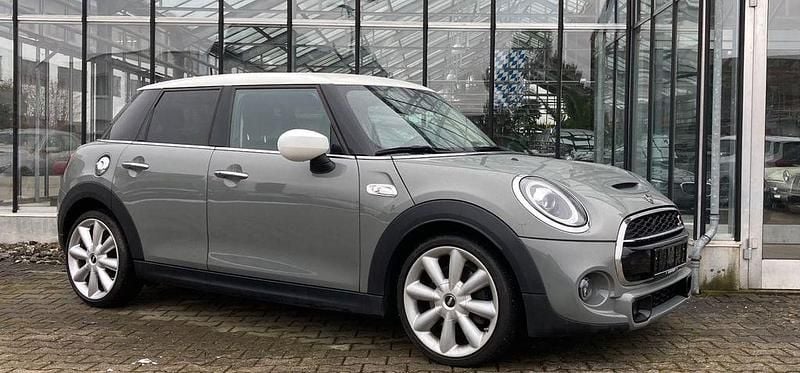 Gebraucht Mini John Cooper Works 178 PS (130 kW) 2020 Grau Kleinwagen