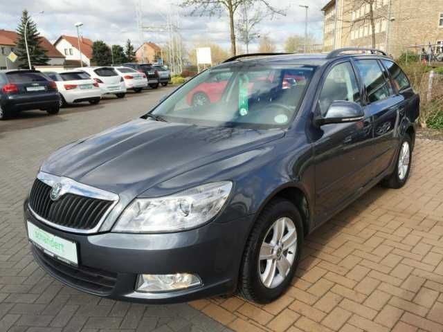 Gebraucht Skoda Octavia Impuls Edition 105 PS (77 kW) 2010 Grau metallic Kombi