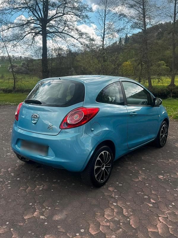 Second-hand Ford Ka 69 CP (50 kW) 2009 Albastru Hatchback