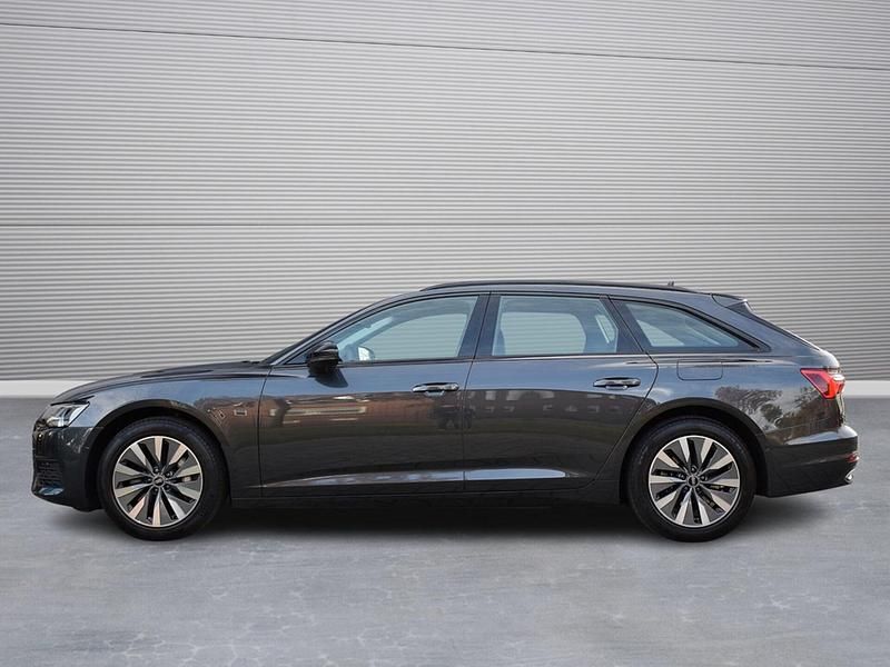 Gebraucht Audi A6 Sport 299 PS (219 kW) 2022 Grau Kombi