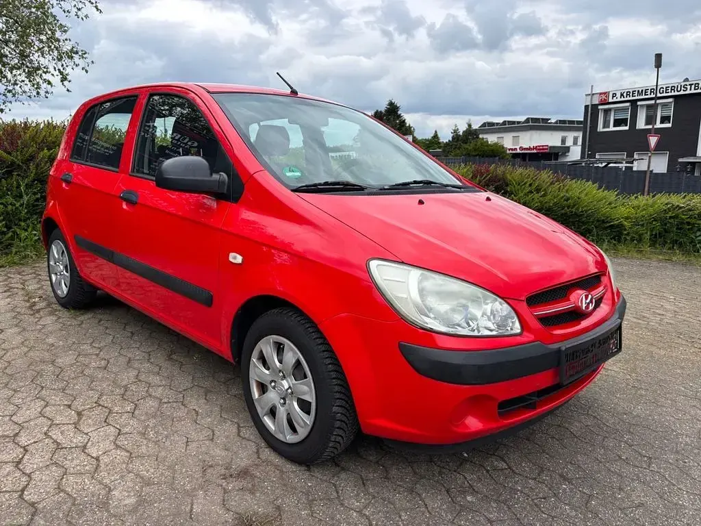Gebraucht Hyundai Getz Basis 67 PS (49 kW) 2008 Rot Kleinwagen