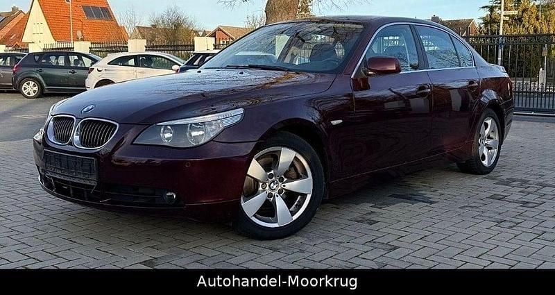 Gebraucht BMW 525 177 PS (130 kW) 2007 Rot Limousine
