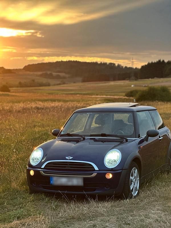 Second-hand Mini ONE 90 CP (66 kW) 2004 Albastru Hatchback