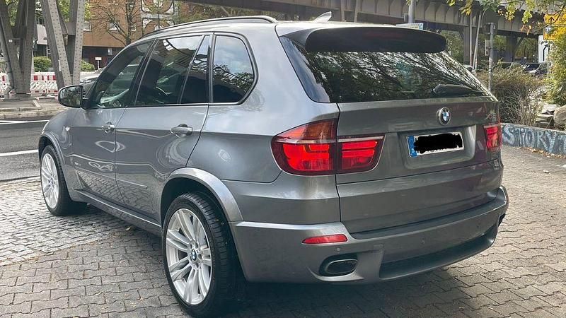 Grau Gebraucht 2011 BMW X5 M Sport SUV | 12.500 € (Superpreis) - Bild 1/4