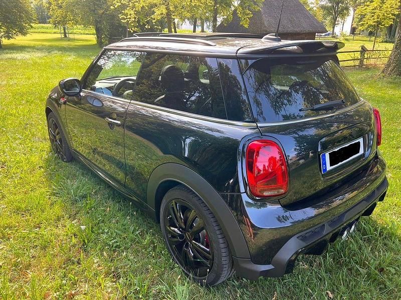 Gebraucht Mini John Cooper Works 231 PS (169 kW) 2023 Schwarz Kleinwagen