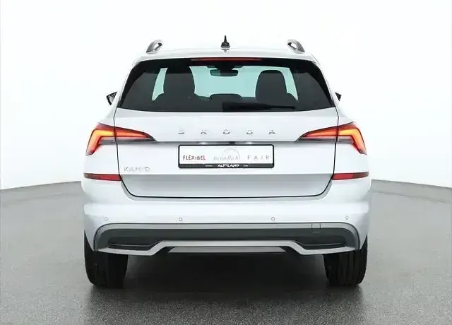 Gebraucht Skoda Kamiq Ambition 115 PS (84 kW) 2022 Brilliant silber met. SUV