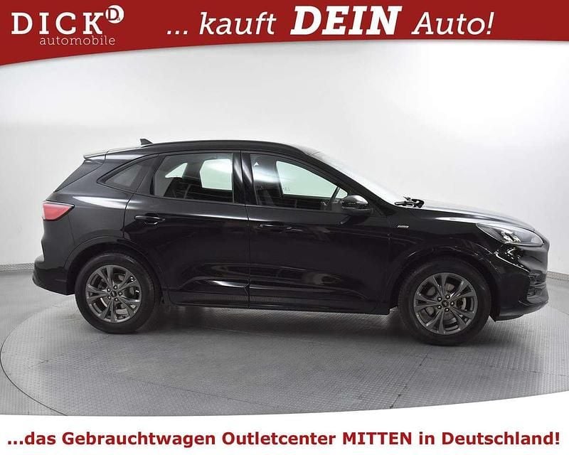 Gebraucht Ford Kuga ST-Line 150 PS (110 kW) 2022 Schwarz met. SUV