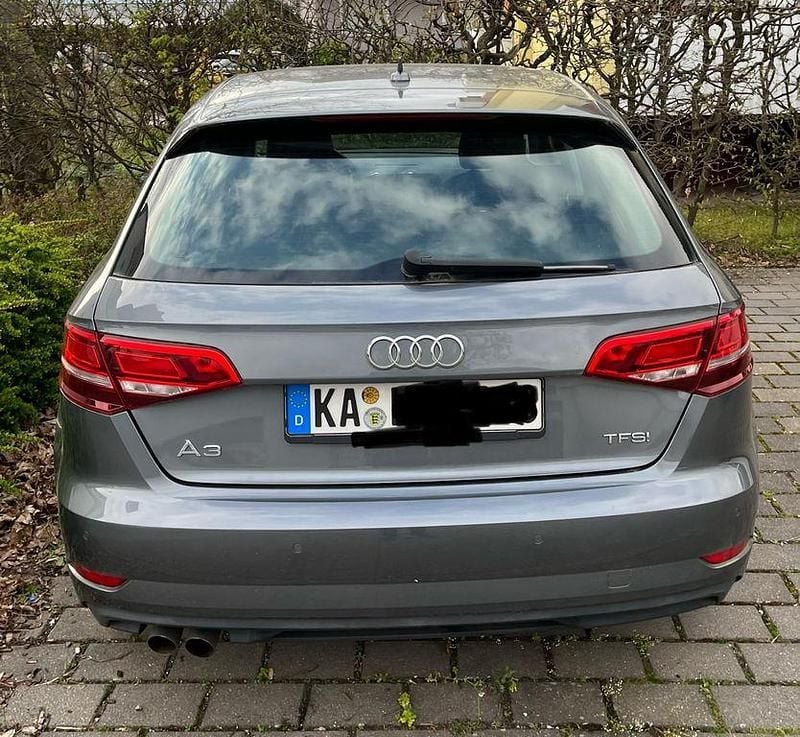 Usata Audi A3 150 CV (110 kW) 2018 Grigio Berlina