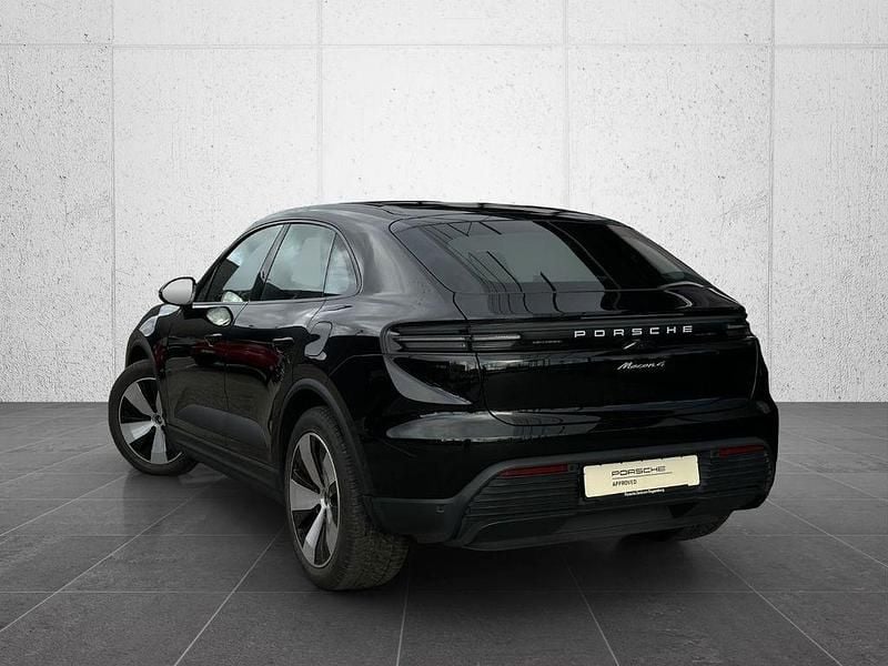 Gebraucht Porsche Macan 300 kW (408 PS) 2024 Schwarz SUV