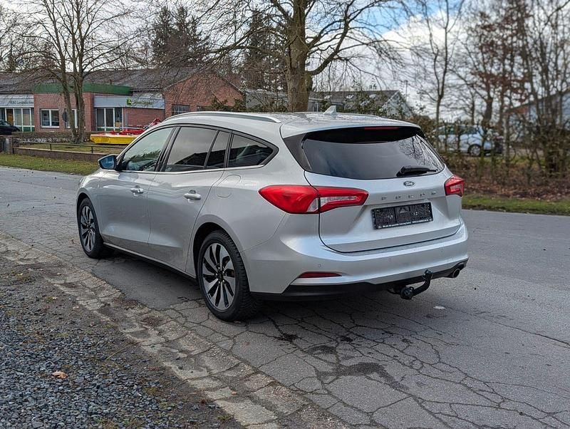 Usata Ford Focus Cool & Connect 120 CV (88 kW) 2020 Argento Station wagon