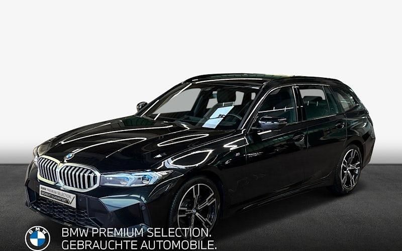 Saphirschwarz metallic Gebraucht 2023 BMW 318 Performance Kombi | 38.990 € (Teuer) - Bild 1/4