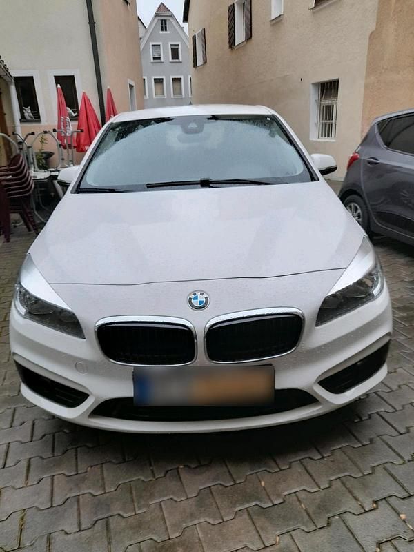 Gebraucht BMW 218 136 PS (100 kW) 2016 Weiß Kombi