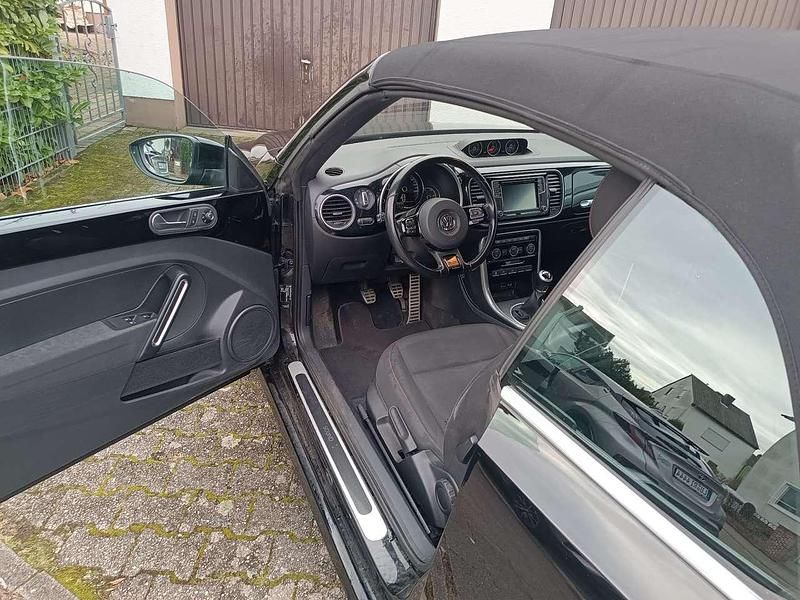 Używany VW Beetle Sound 105 KM (77 kW) 2017 Hatchback