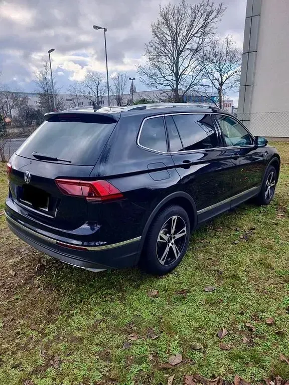 Gebraucht VW Tiguan Allspace Highline 220 PS (161 kW) 2019 Schwarz SUV