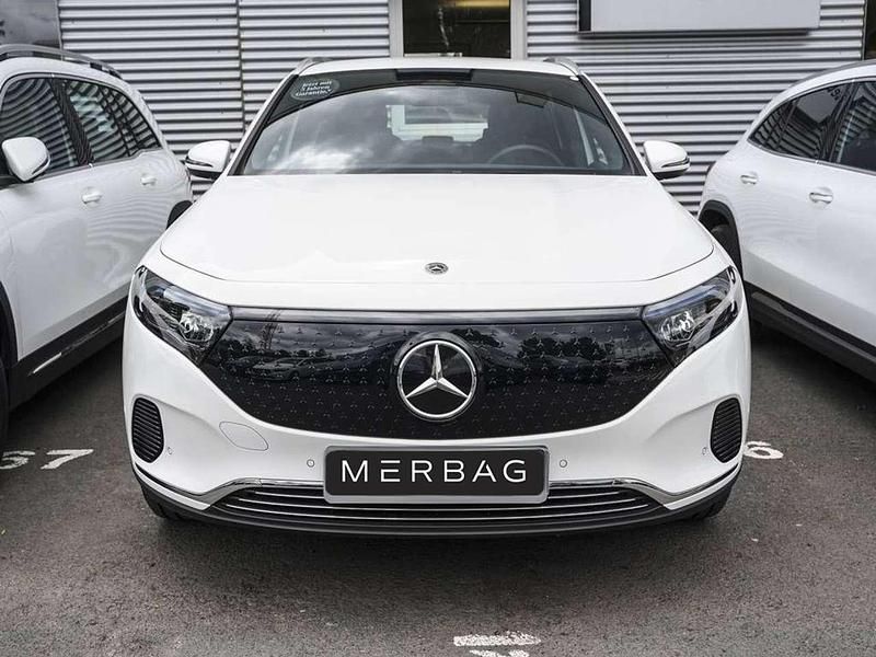 Gebraucht Mercedes EQA300 Advanced 167 kW (228 PS) 2024 Polarweiß SUV