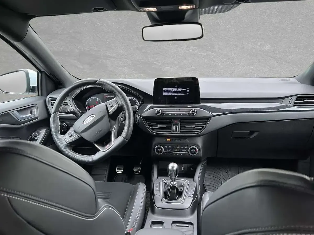 Gebraucht Ford Focus ST 280 PS (205 kW) 2019 Weiß Limousine