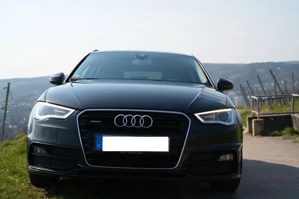 Gebraucht Audi A3 S-Line 184 PS (135 kW) 2014 Braun Limousine