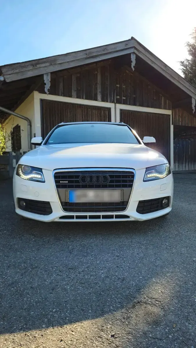 Gebraucht Audi A4 S-Line 211 PS (155 kW) 2009 Weiß Kombi