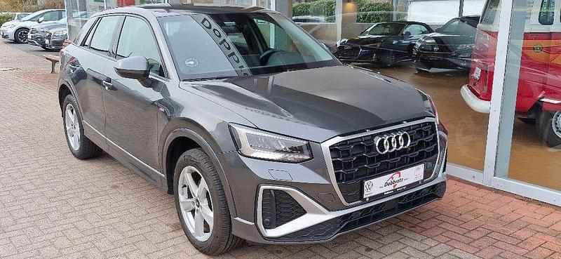 Gebraucht Audi Q2 S-Line 150 PS (110 kW) 2023 Grau SUV