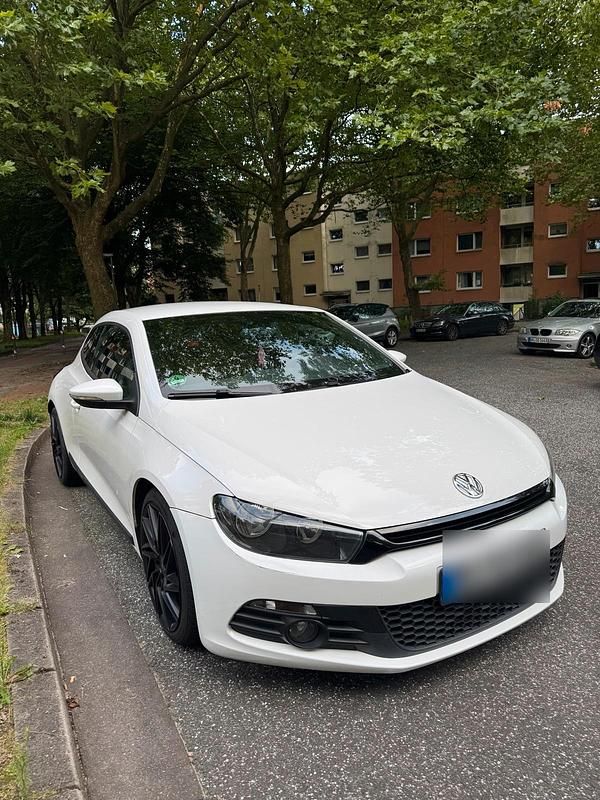 Gebraucht VW Scirocco 160 PS (117 kW) 2009 Weiß Coupé