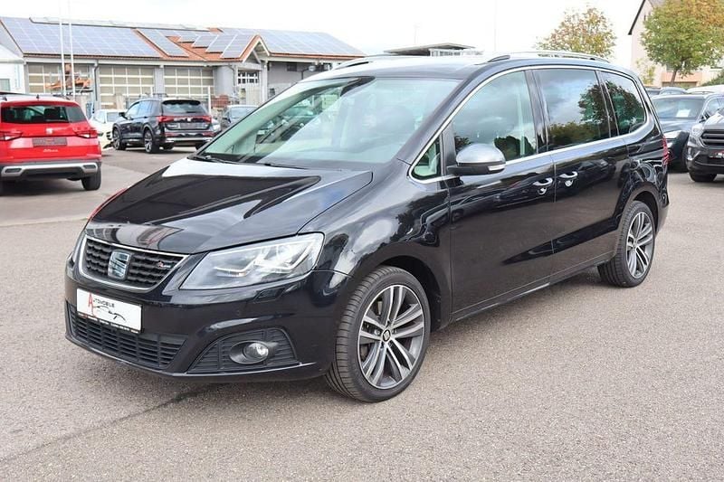 Schwarz Gebraucht 2020 Seat Alhambra FR-Line Van / Kleinbus | 24.850 € (Guter Preis) - Bild 1/4
