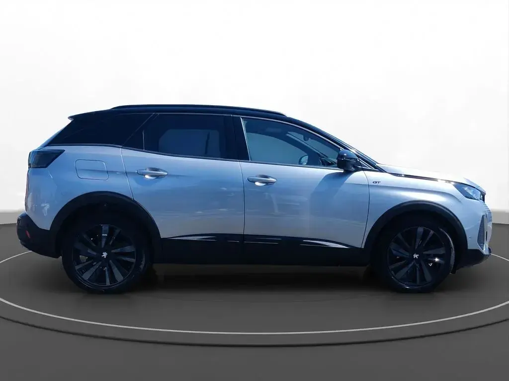 Gebraucht Peugeot 3008 GT 131 PS (96 kW) 2024 Grau SUV