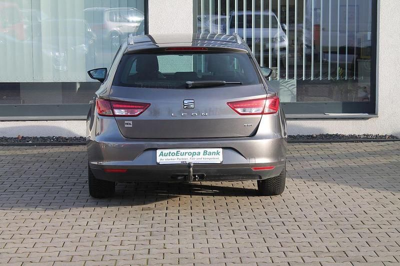 Gebraucht Seat Leon ST Style 125 PS (91 kW) 2015 Grau Kombi