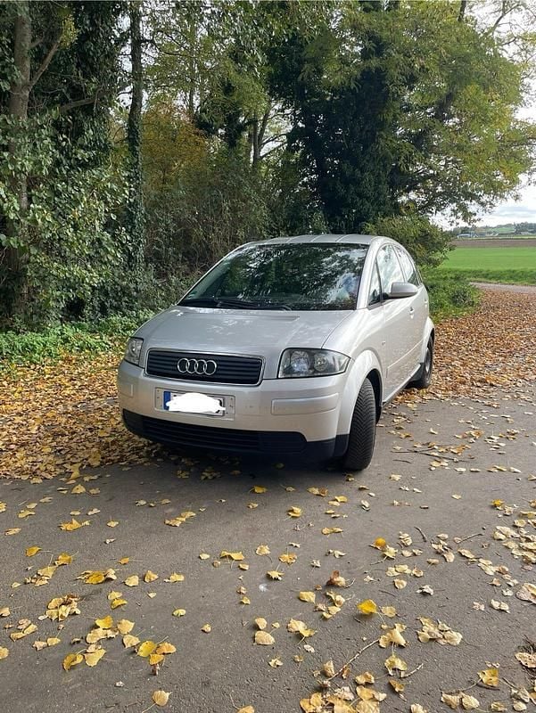 Silber Gebraucht 2004 Audi A2 Kleinwagen | 1.900 € (Superpreis) - Bild 1/4