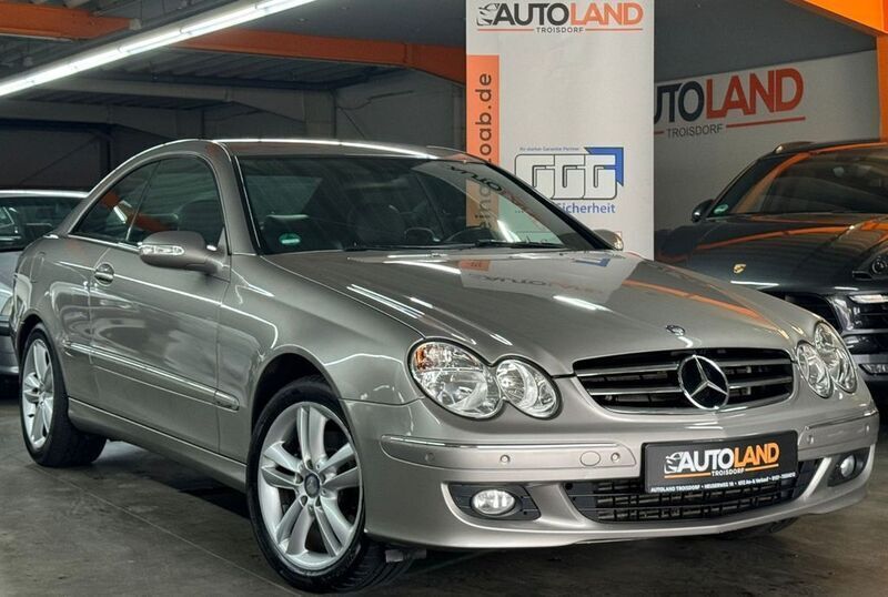 Grau Gebraucht 2007 Mercedes CLK200 Coupé | 6.999 € (Fairer Preis) - Bild 1/4