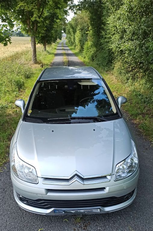 Silber Gebraucht 2004 Citroën C4 Style Limousine | 2.700 € (Fairer Preis) - Bild 1/4