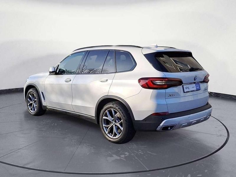 Gebraucht BMW X5 Performance 286 PS (210 kW) 2022 Weiß SUV