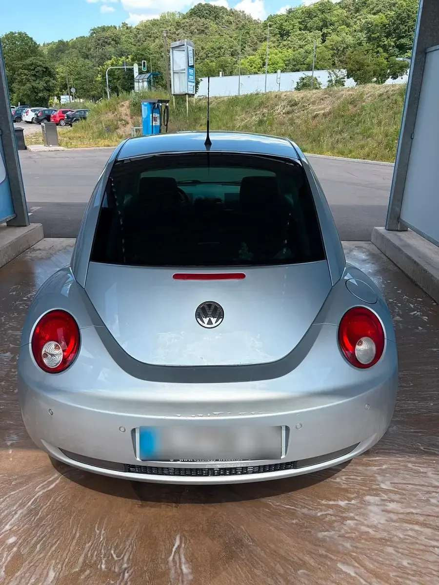 Gebraucht VW Beetle 105 PS (77 kW) 2008 Grau Kleinwagen