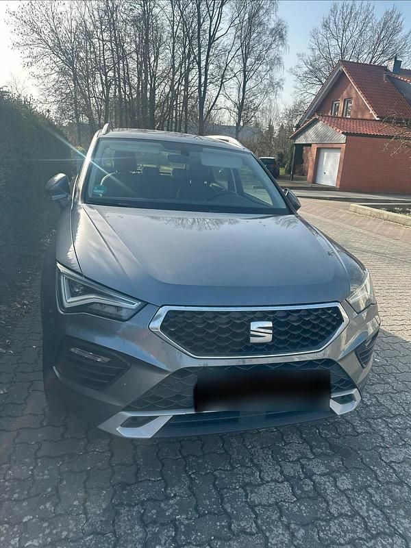Gebraucht Seat Ateca Style 150 PS (110 kW) 2022 Grau SUV
