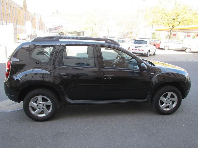 Gebraucht Dacia Duster Lauréate 105 PS (77 kW) 2014 Schwarz SUV