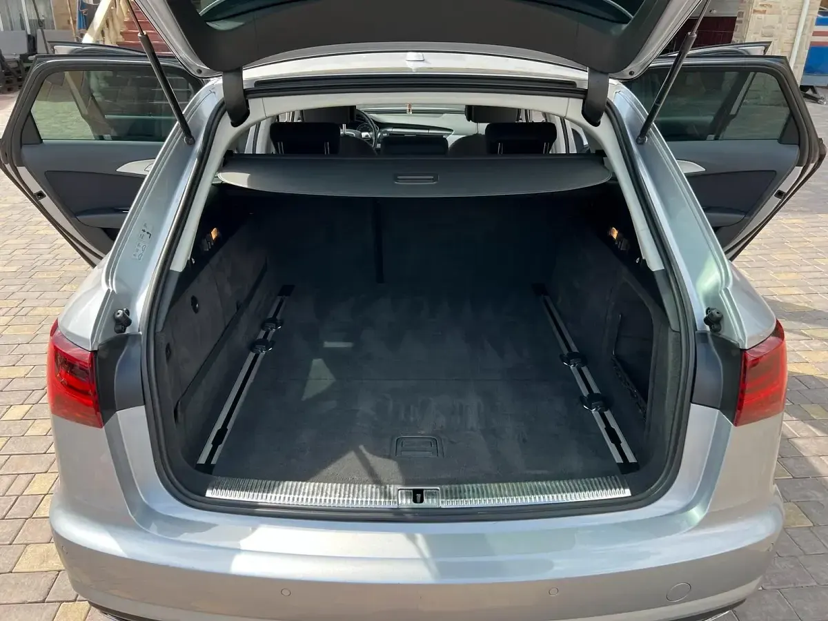 Gebraucht Audi A6 245 PS (180 kW) 2015 Silber Kombi