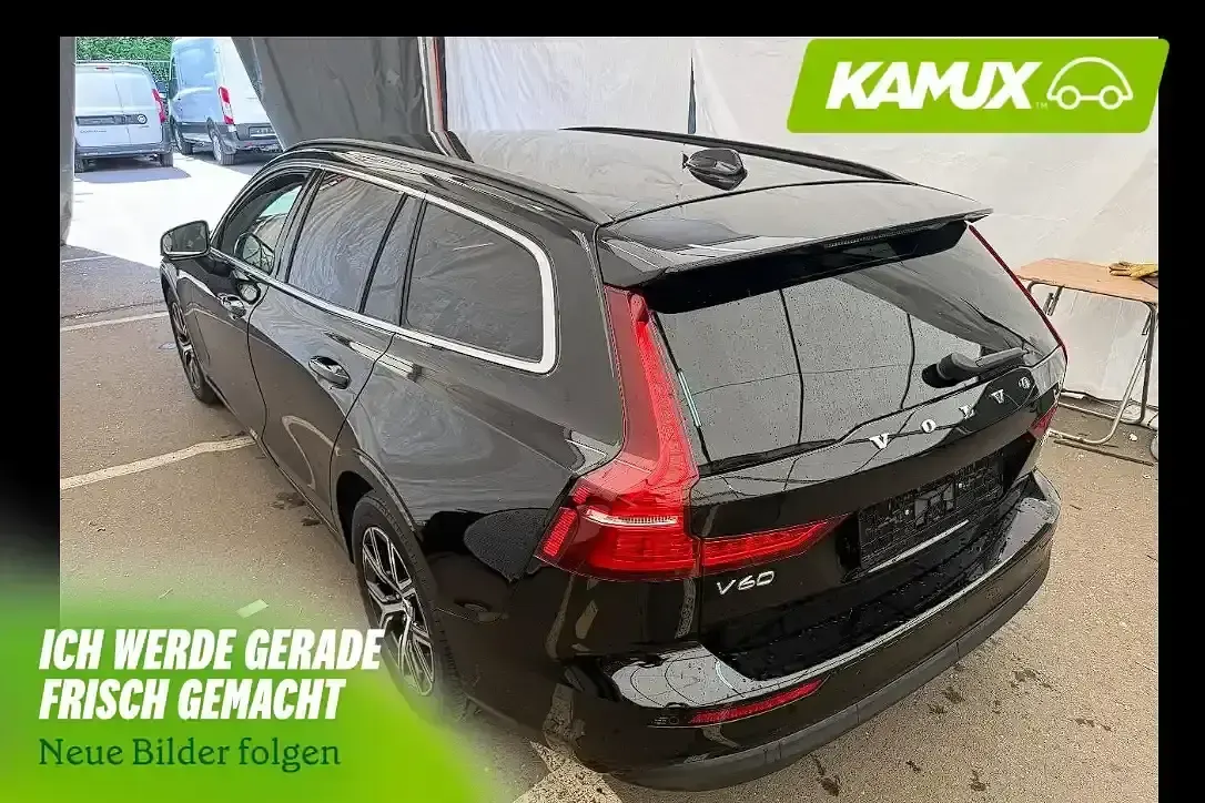 Gebraucht Volvo V60 197 PS (144 kW) 2024 Schwarz Kombi
