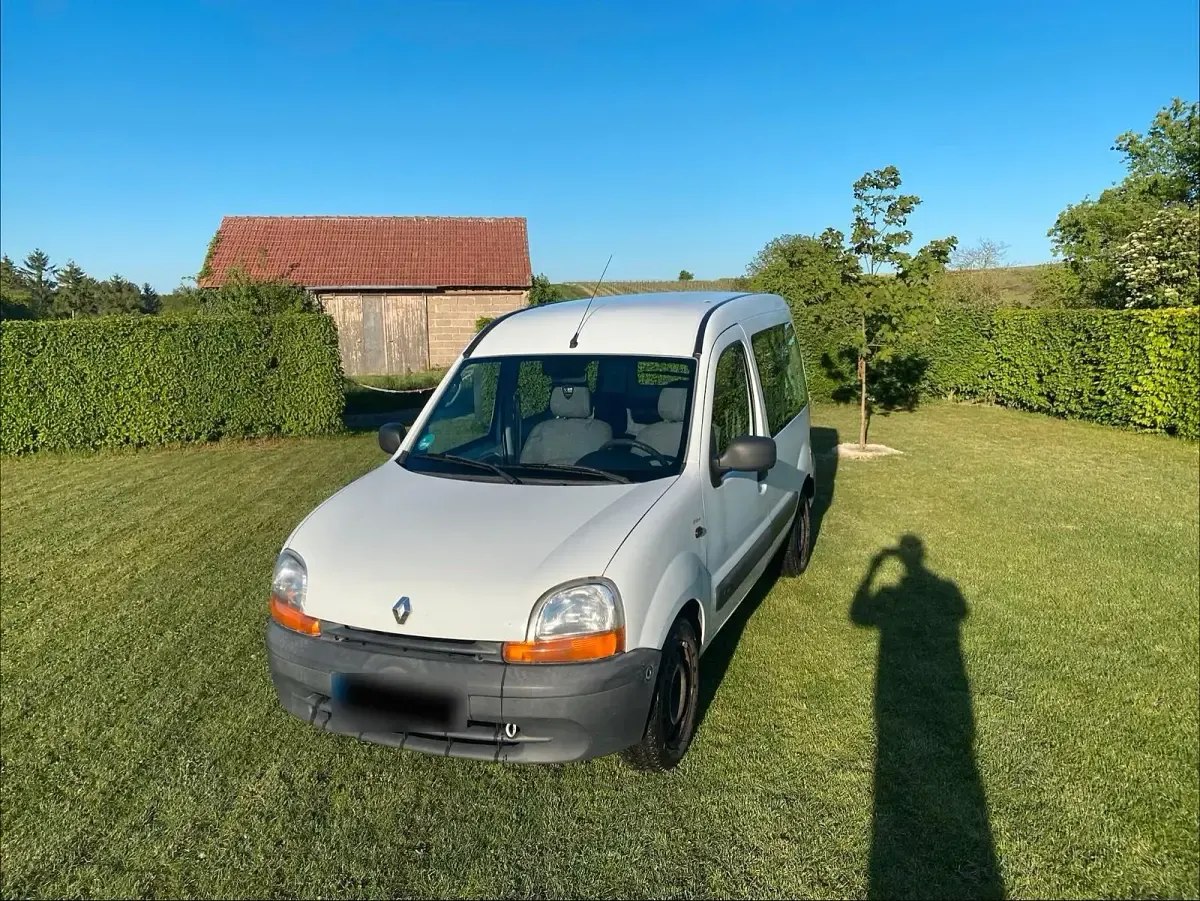 Brugt Renault Kangoo 58 HK (42 kW) 2002 Hvid MPV