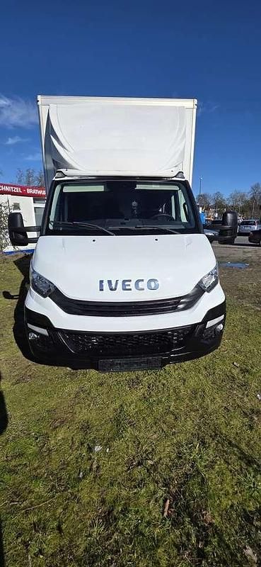 Gebraucht Iveco Daily 179 PS (131 kW) 2018 Van