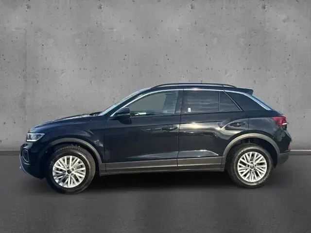 Gebraucht VW T-Roc Life 150 PS (110 kW) 2023 Schwarz SUV