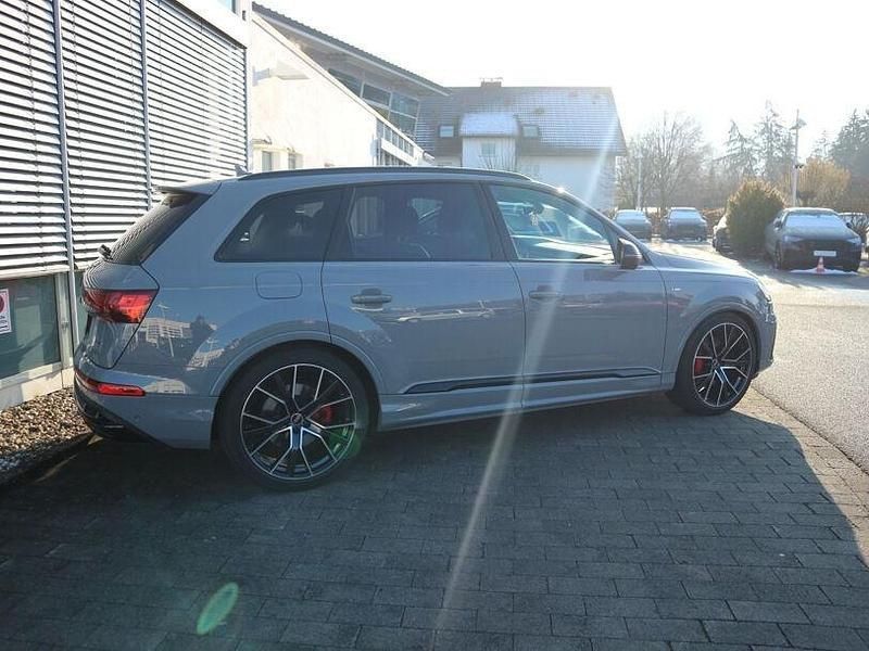 Gebraucht Audi Q7 Competition 286 PS (210 kW) 2023 Grau SUV