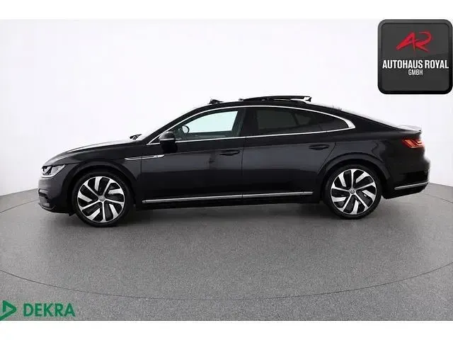 Gebraucht VW Arteon R-line 239 PS (175 kW) 2018 Deep black perleffekt Kleinwagen