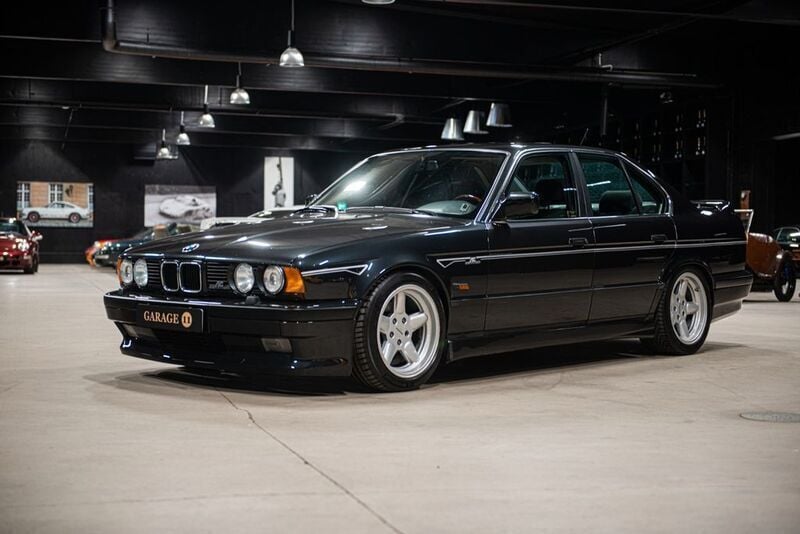 Schwarz Gebraucht 1988 BMW M535 Performance Limousine | 29.500 € - Bild 1/4