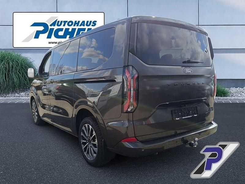 Neu Ford Tourneo Titanium X 170 PS (125 kW) 2026 Grau(metallic) Van / Kleinbus