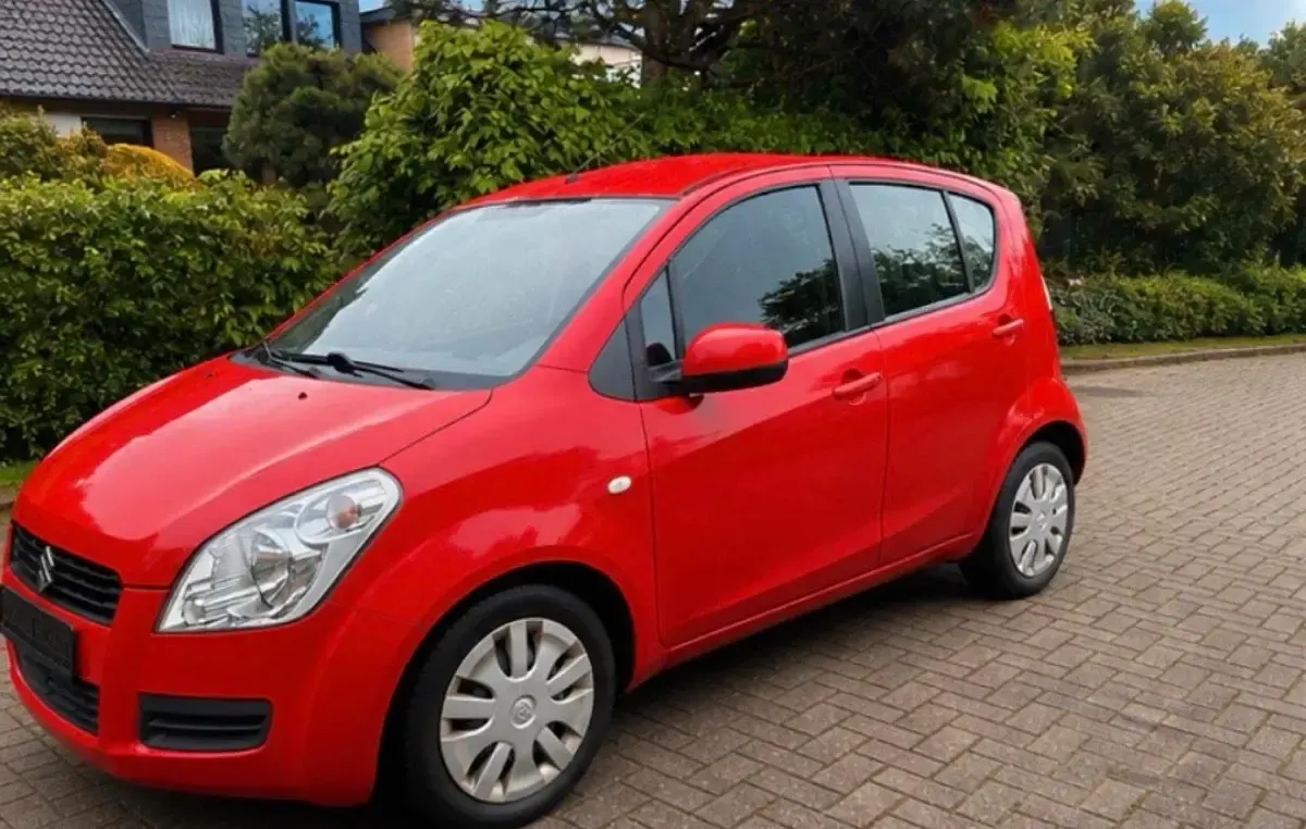 Gebraucht Suzuki Splash 65 PS (47 kW) 2010 Rot Kleinwagen