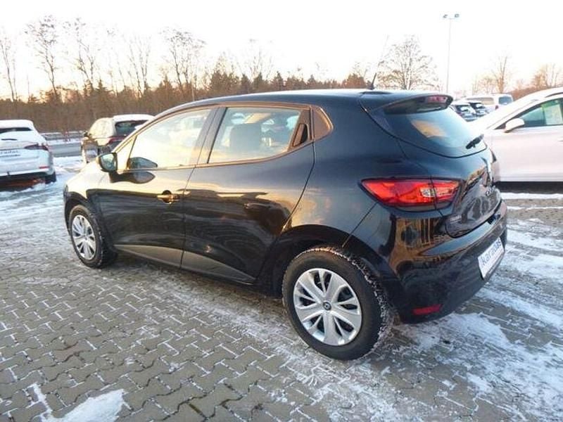 Gebraucht Renault Clio IV Life 73 PS (53 kW) 2018 Schwarz Limousine